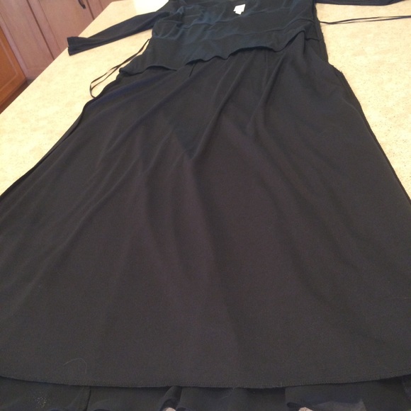 Sangria Fully Lined Black Midi Dress 16 NWT - Picture 11 of 15